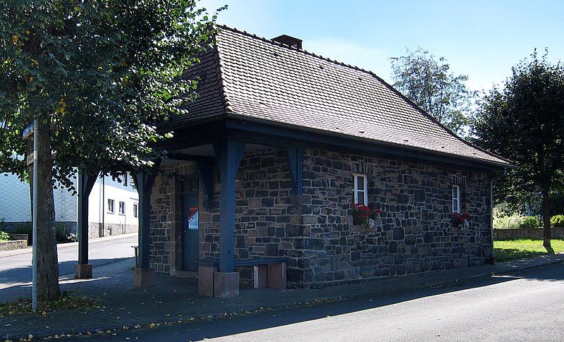 File:Oberes Backhaus in Engelrod, Lautertal, Germany.jpg