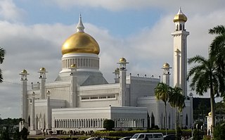 <span class="mw-page-title-main">Omar Ali Saifuddien Mosque</span> National mosque of Brunei