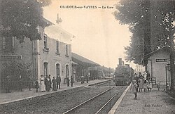 Carte postale de la gare d'Oradour-sur-Vayres vers 1910.