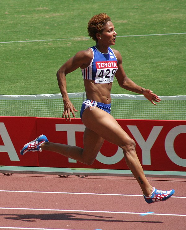 Christine Arron won 200 m and relay gold medals for France.