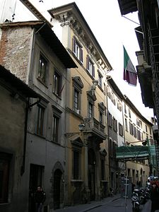 Palazzetto Medici (Florence) 11.JPG