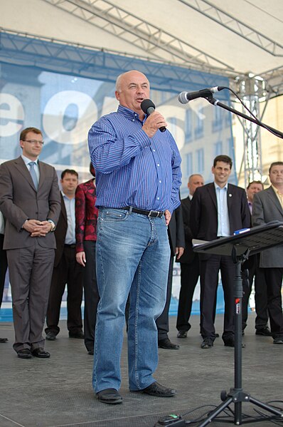 File:Pavel Suchanek 2010.JPG