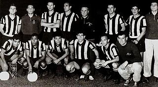 Description de l'image Peñarol - campeon de america 1961.jpg.