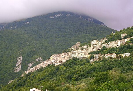 File:Pennapiedimonte.JPG