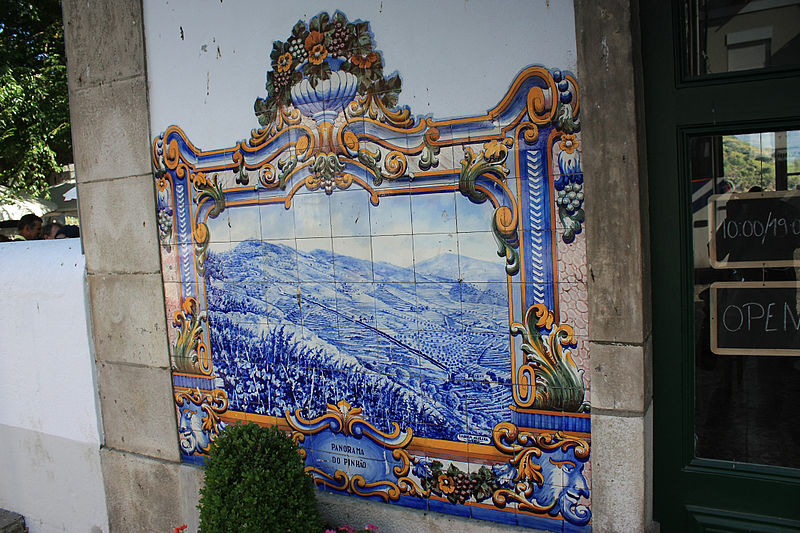 File:Pinhao - azulejos 16.jpg