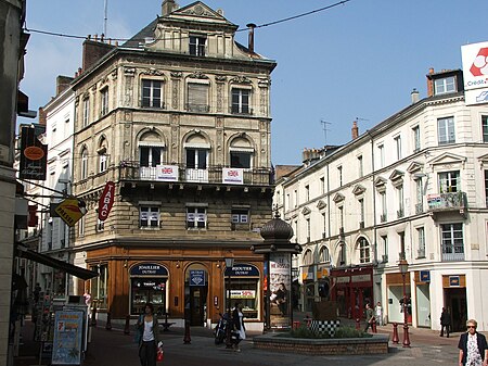 Place Saint Nicolas Le Mans