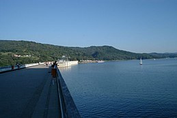 Pologne Solina dam.jpg