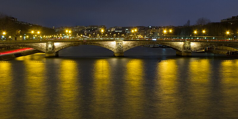 File:Pont des Invalides - 01.jpg