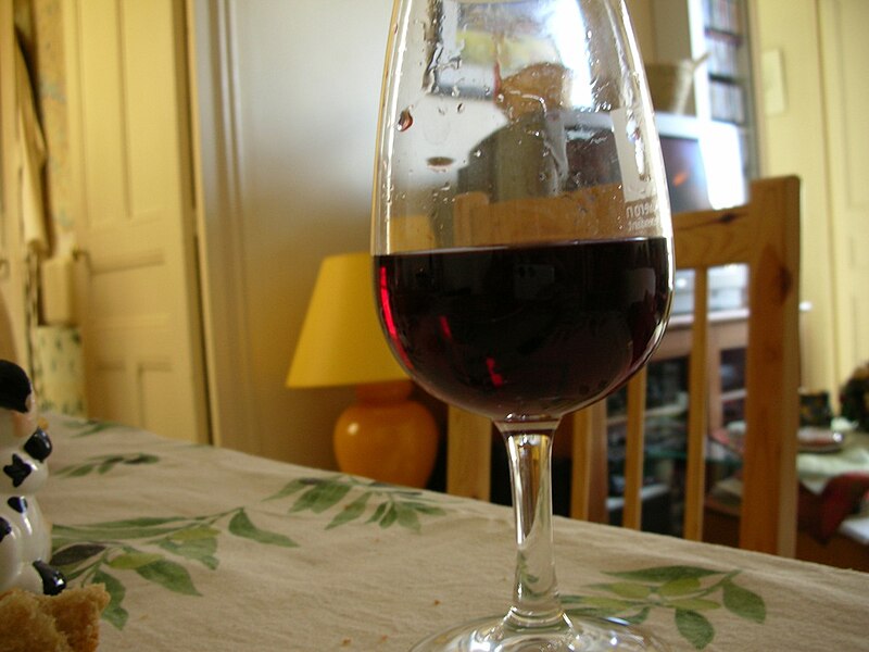 File:Red Bandol wine from Provence.jpg