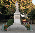 Monument aux morts des deux dernières guerres mondiales.