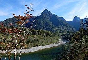 Russian Butte seen from Middle Fork Snoqualmie River Road Russian Butte seen from Middle Fork Snoqualmie River Road.jpg