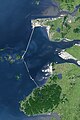 한국어: 새만금 English: Saemangeum Seawall is the world's longest man-made dyke, measuring 33 kilometers, which runs between two headlands.