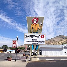 Safeway store sign in Lakeview, Oregon Safeway store sign in Lakeview, Oregon..jpg