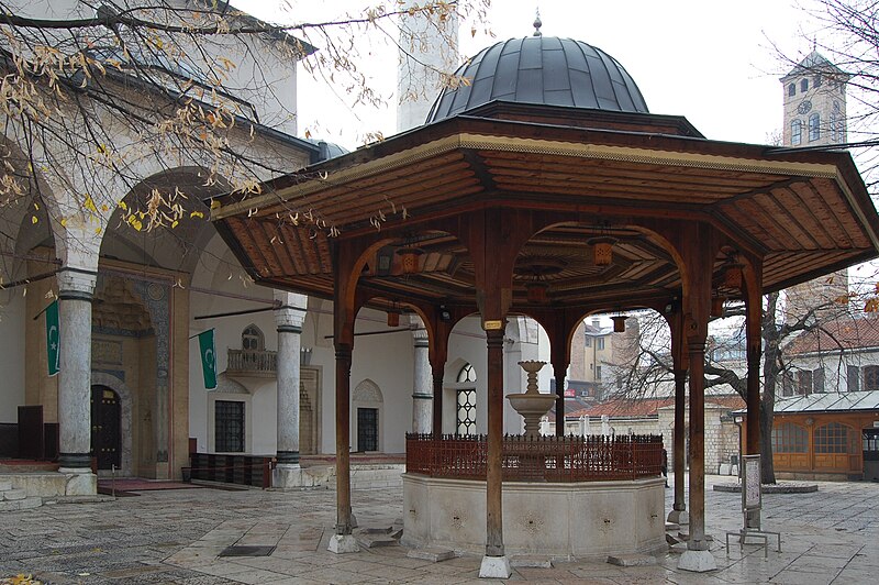 File:Sarajevo Begova-Dzamija 2011-11-08 (2).jpg