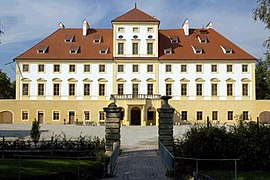 Schloss Aurolzmünster.jpg