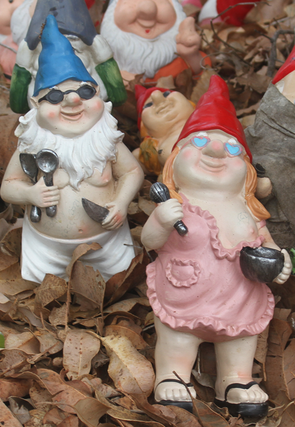 File:Sexy Male and Female Gnomes.png