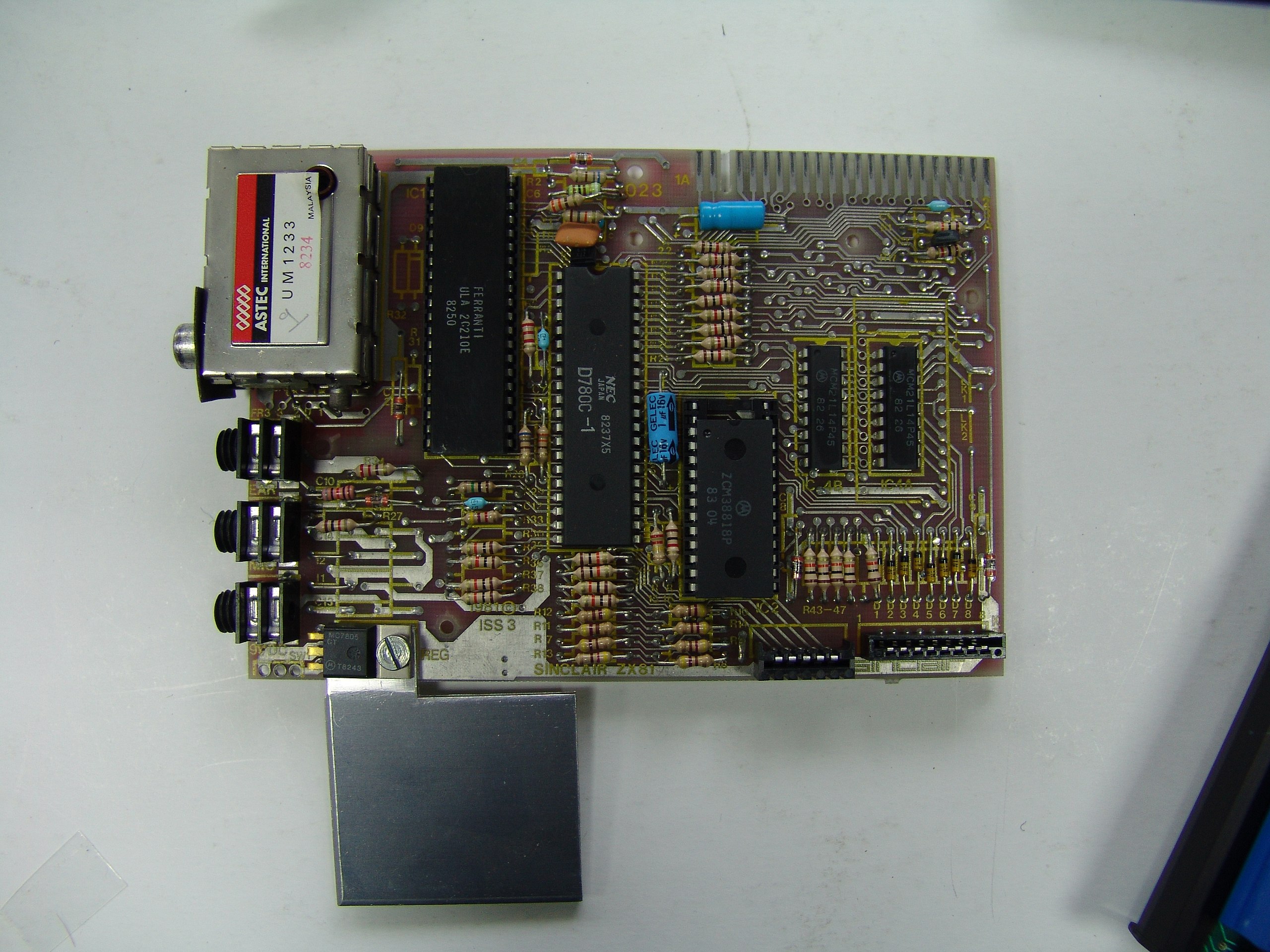 File:Sinclair ZX81 motherboard (3327788413).jpg - Wikimedia Commons