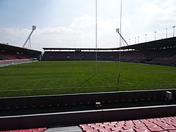 Stade-ernest-wallon-04.jpg