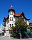 Starnberg, Maximilianstraße 1. Die dreigeschossige Villa – 1895 von Maurermeister Michael Mayr erbaut – gehört zu wenigen erhaltenen Gebäuden, die noc...