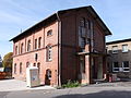 ehemals Hochbaumeisterei und Wohnhaus für Bahnbeamte.