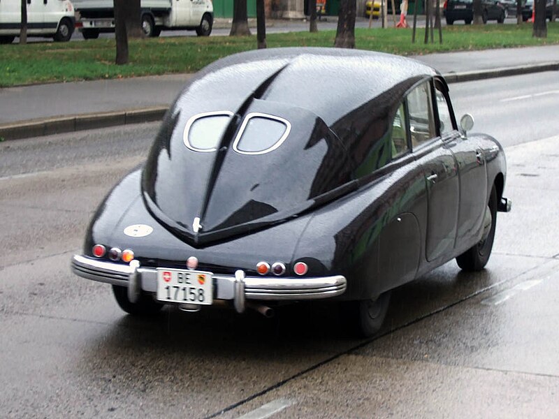 File:Tatra T600 Tatraplan z02.JPG