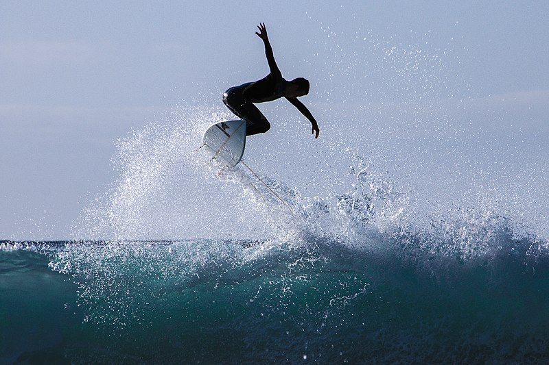 File:Tenerife-surf-buiobuione.jpg