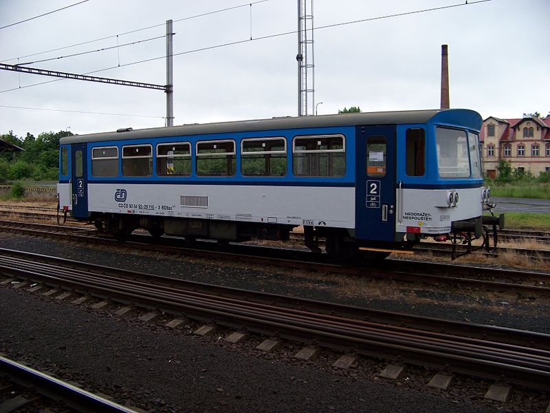 File:Teplice v Čechách, vagón k motoráku.jpg