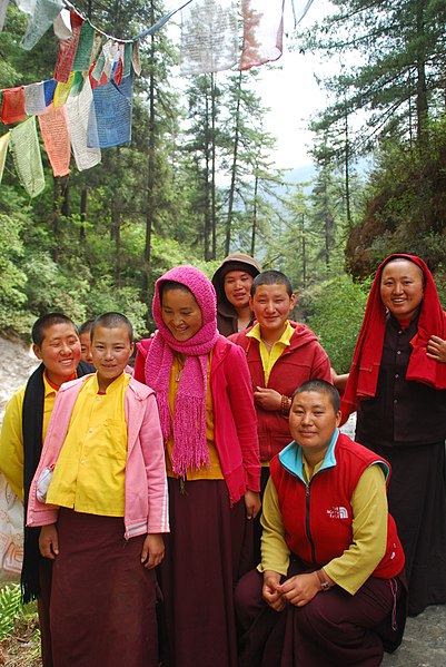File:The Nuns of Pema Tekchok Choling Nunnery.jpg