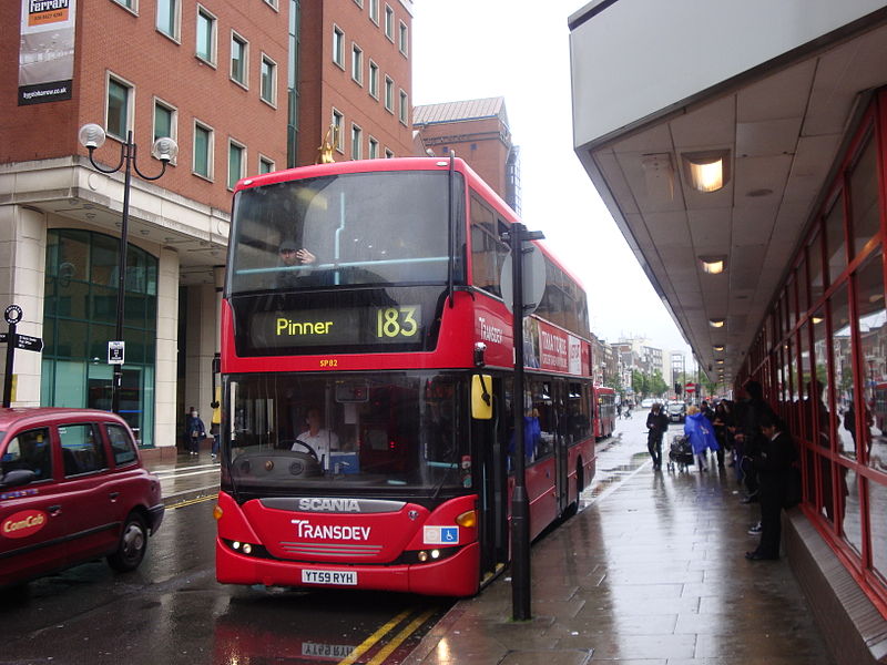 File:Transdev route 183.jpg