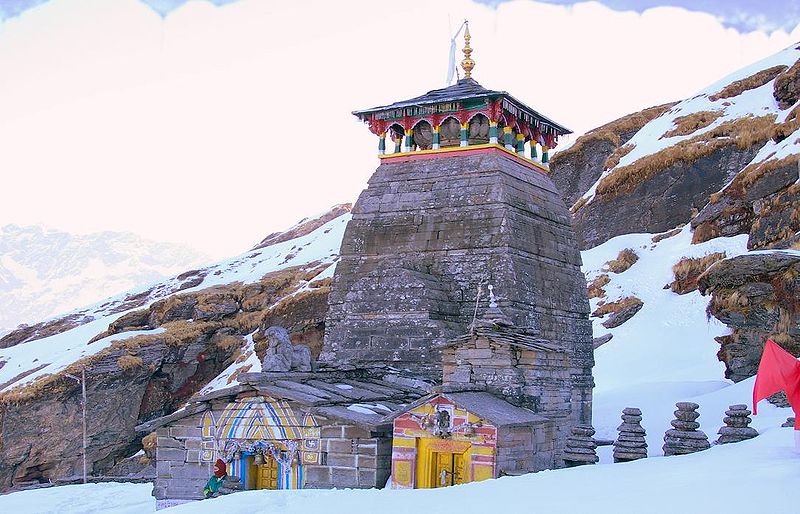 File:Tungnath in winter.JPG