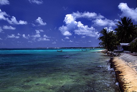 Fail:Tuvalu_Funafuti_atoll_beach.jpg