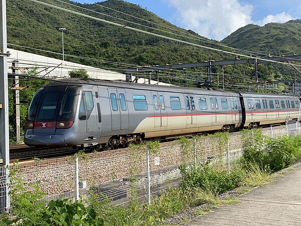 A Tung Chung line CAF–train approaching Sunny Bay station, bound for Hong Kong