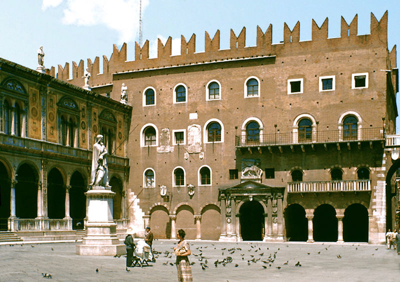 File:Verona Signori 1957.jpg