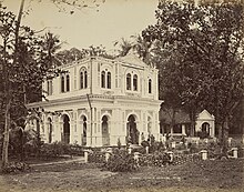 Hikkaduwe Sri Sumangala Thera at Vidyodaya pirivena in 1885 Vidyodaya pirivena in 1885.jpg