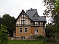 Villa mit Einfriedung