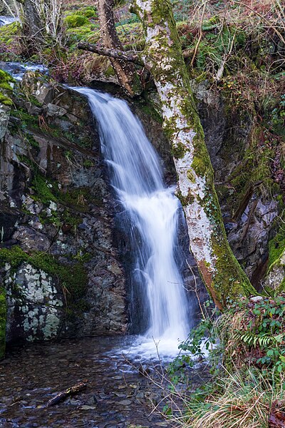 File:Waterfall at White Moss - 2023-01-02 (1).jpg