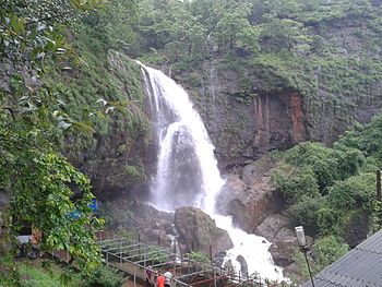 Waterfalls of Shivathar ghalai, Mahad-Raigad.jpg