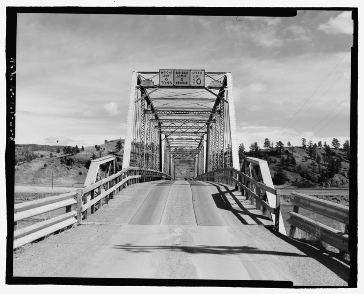 File:West portal; view to east - Missouri River Bridge, Spanning Missouri River at Bridge Street, Craig, Lewis and Clark County, MT HAER MT-112-8.tif