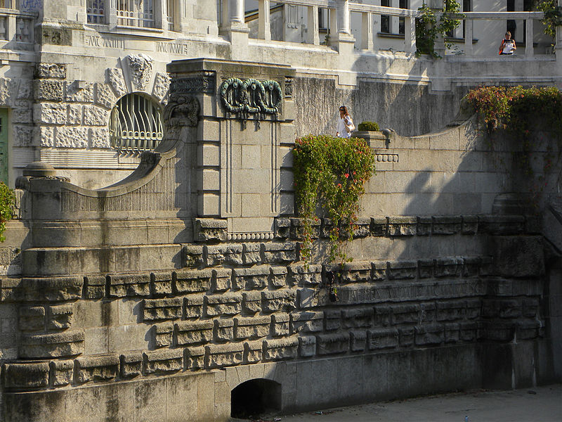 File:Wientalverbauung beim Stadtpark.jpg