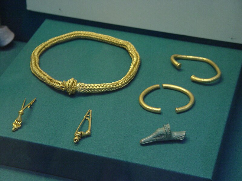 File:Winchester Hoard.jpg