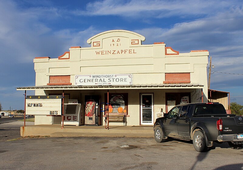 File:Windthorst, Texas General Store 1921.JPG