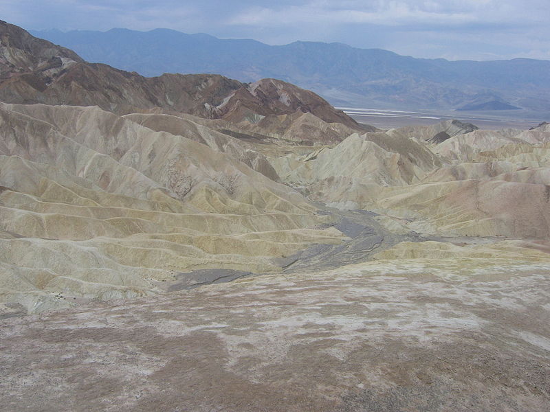 File:Zabriskie Point Ca2.jpg