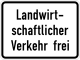 Zusatzzeichen 1026-36 - Landwirtschaftlicher Verkehr frei (450x600), StVO 1992.svg