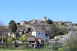 Skyline of Davayé