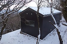 加入道避難小屋