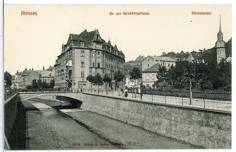 File:09038-Meißen-1907-Hirschbergstraße, Nikolaikirche, Triebisch-Brück & Sohn Kunstverlag.jpg