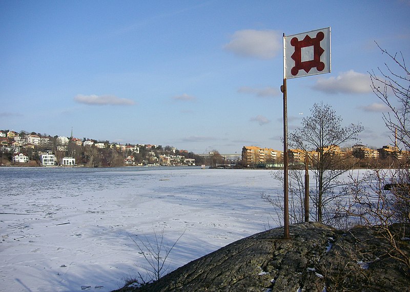 File:2009-02-20, Lindholmen (3).jpg