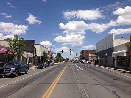 View northeast along Idaho Street (SR 535) in downtown Elko