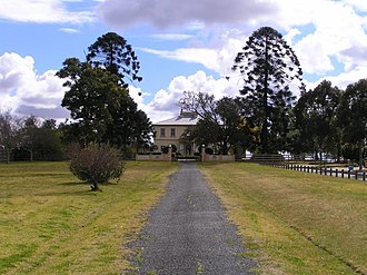 Long driveway 255 - Horningsea Park (5045199b5).jpg