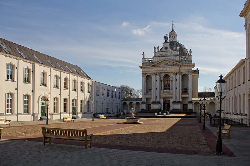 File:31937 Kapel van het Instituut Saint-Louis (2).jpg